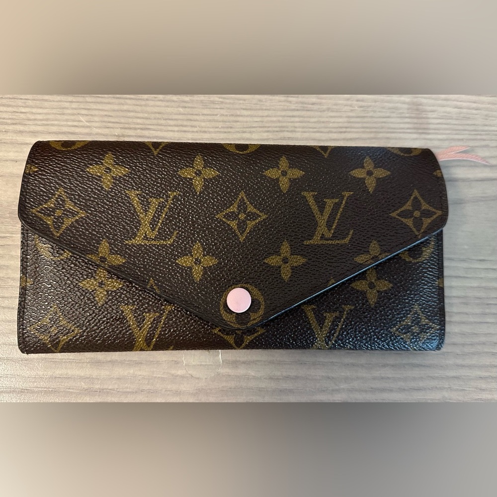 Authentic LV wallet